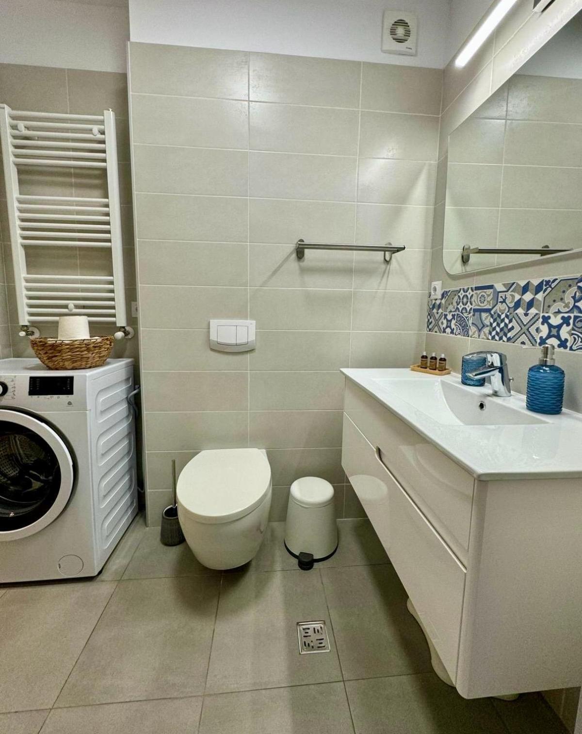 Apartmán Cez Studio Mamaia Nord Năvodari Exteriér fotografie