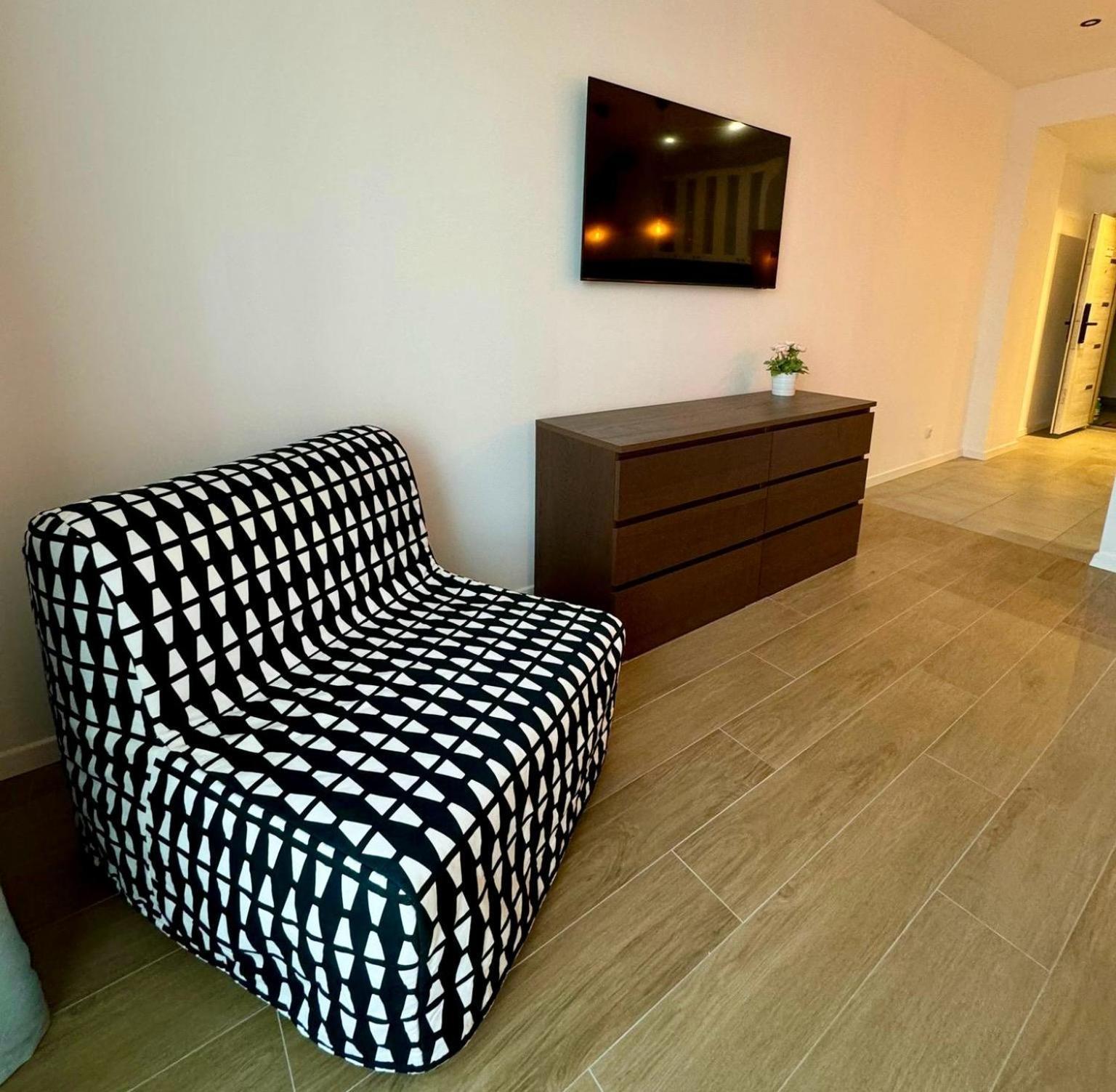 Apartmán Cez Studio Mamaia Nord Năvodari Exteriér fotografie